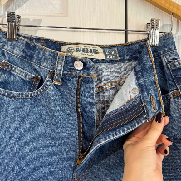 Gap Denim Shorts - Picture 3 of 4